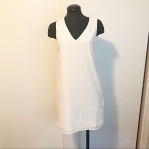 ☀️☀️NWT Very J White shift Dress☀️☀️
